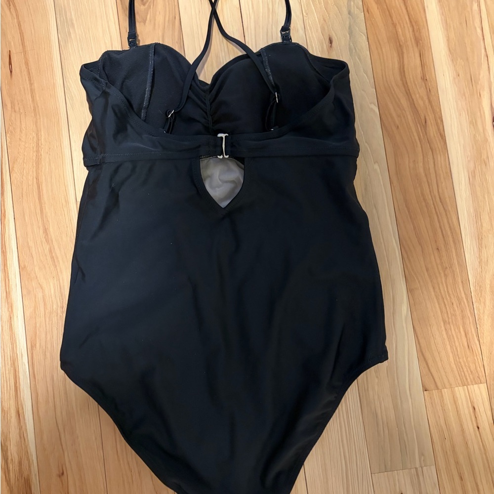 Motherhood Black nursing bathing suit - Picture 4 of 5